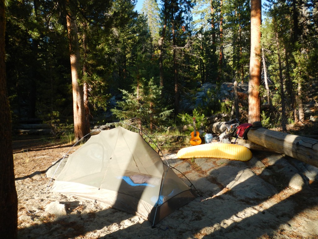 Camp next to the San Joaquin River